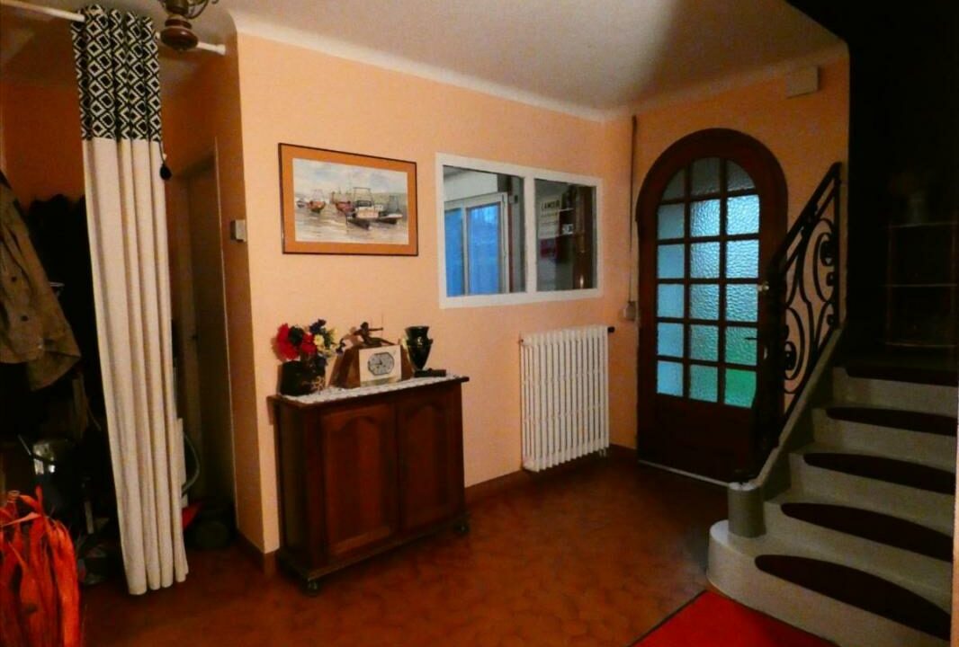 22058-1033566-12062025-121048-6