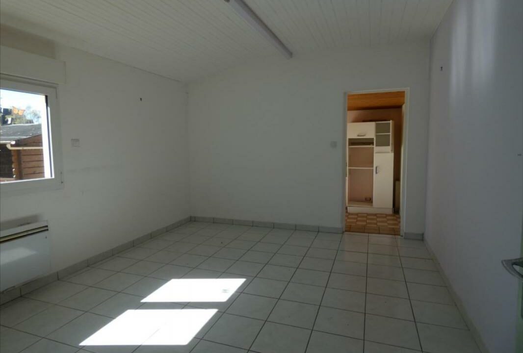 22058-1078320-12062025-121102-10