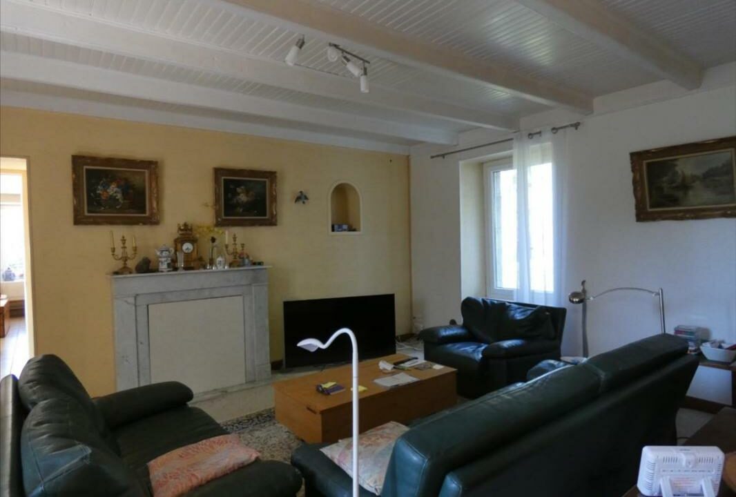 22058-1085312-21072025-193407-5